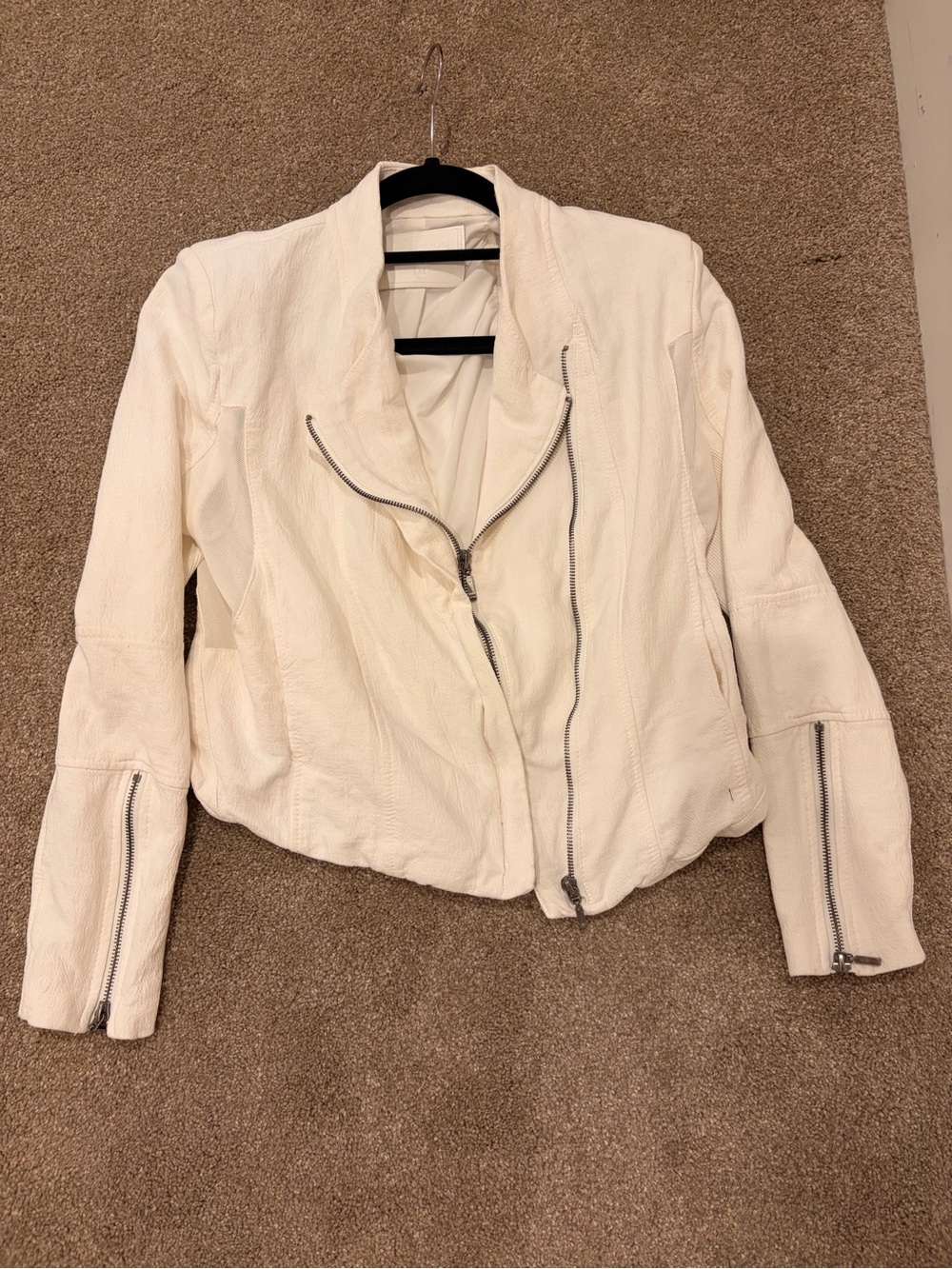 Blank NYC Women's Cream Asymmetric Zip Jacket Medium